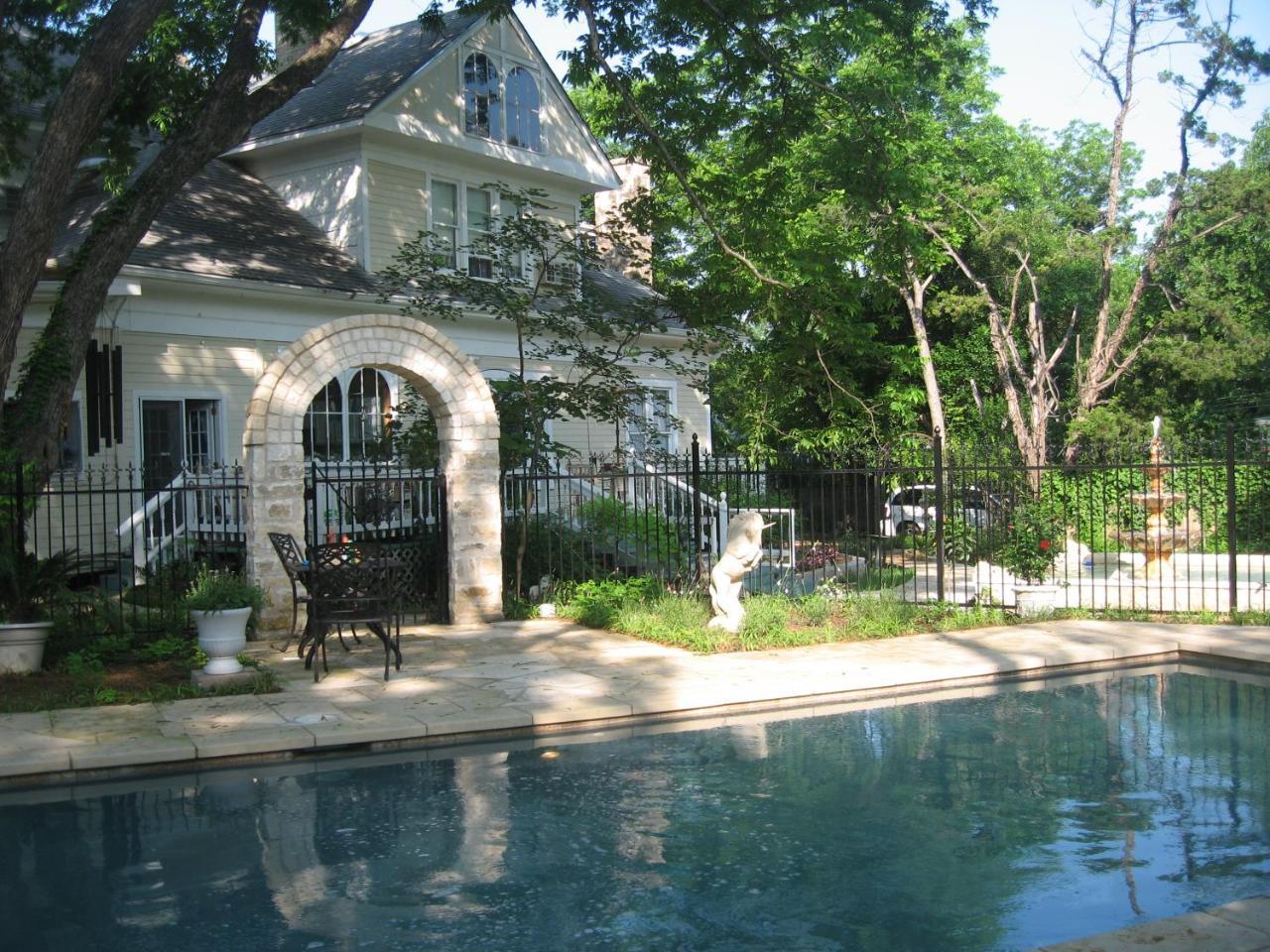 Strickland Arms Bed And Breakfast Austin Extérieur photo